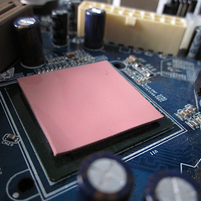導熱(rè)材料(liào)在pcb電(diàn)路闆的散(sàn)熱應用(yòng)